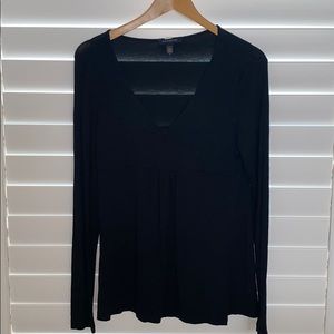 Banana Republic black slimming top medium